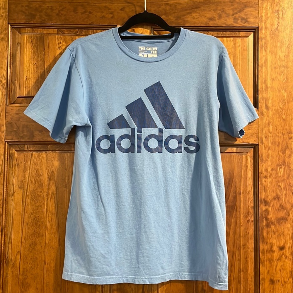 Adidas The GO-TO TEE  adult medium light blue